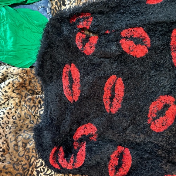 Forever 21 sweater - Picture 4 of 7